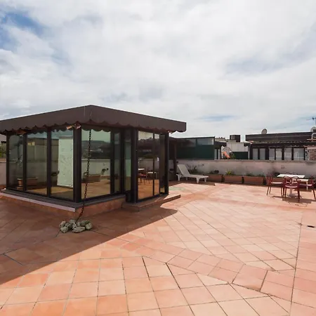 Triple G Rooftop By Dimorra נאפולי